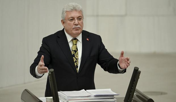 Akbaşoğlu: Biz ne vaat ettiysek yaptık siz b&uuml;t&ccedil;eyi &ccedil;ar&ccedil;ur ettiniz