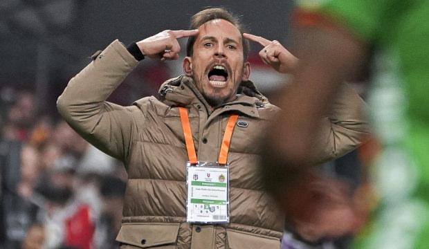 Alanyaspor Teknik Direkt&ouml;r&uuml; Pereira: 'Herkes her şeyi g&ouml;rd&uuml;'