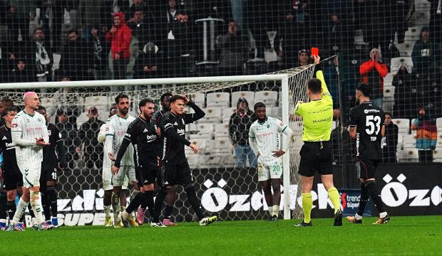 Beşiktaş'ın yıldızı 6 dakikada kırmızı kart g&ouml;rm&uuml;şt&uuml;! TFF VAR kayıtlarını a&ccedil;ıkladı