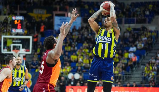 Derbide kazanan Fenerbah&ccedil;e! Galatasaray'ı devirdi