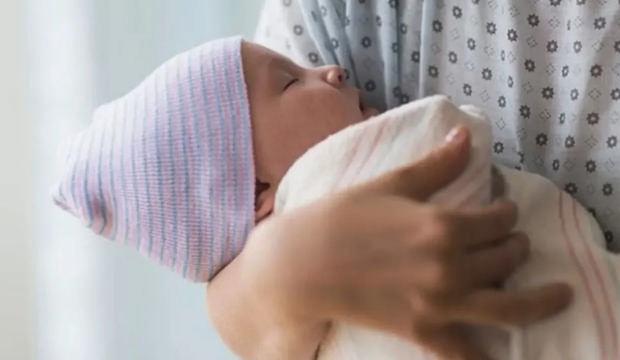 Doğum izni 24 hafta olacak! İki d&uuml;zenlemede sona gelindi