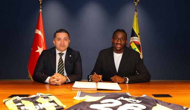 Fenerbah&ccedil;e Sidiki Cherif&rsquo;i kadrosuna kattığını a&ccedil;ıkladı