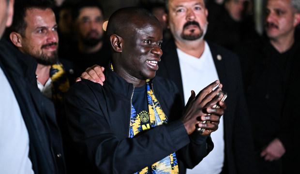 Fenerbah&ccedil;e'nin yeni transferi N'Golo Kante, İstanbul'a geldi
