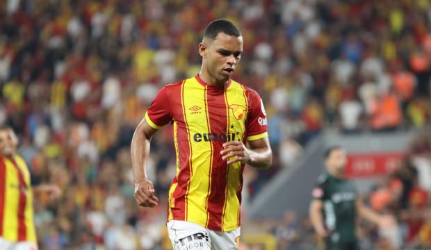 G&ouml;ztepe 900 bin euroya almıştı: Avrupa'nın k&ouml;kl&uuml; kul&uuml;b&uuml; talip oldu