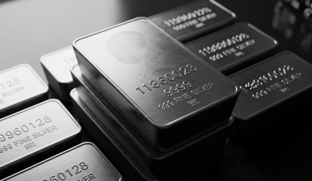 G&uuml;m&uuml;şte tarihi &ccedil;&ouml;k&uuml;ş: 1980'den bu yana en sert d&uuml;ş&uuml;ş yaşanıyor