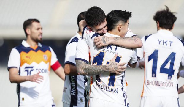 Kupada S&uuml;per Lig d&uuml;ellosu! Rakibi 4-1 yendiler