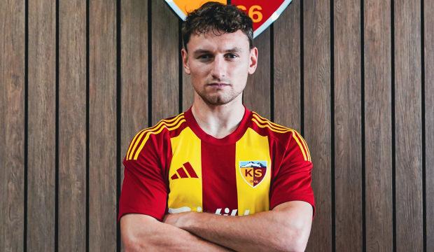 Rus santrfor Fedor Chalov, artık gollerini S&uuml;per Lig'de atacak! İmzaya geldi