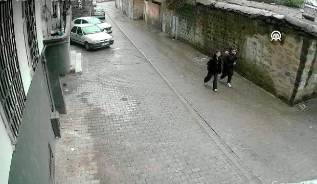 Şanlıurfa'da facianın eşiğinden d&ouml;n&uuml;ld&uuml;! Saniyelerle kurtuluş kamerada