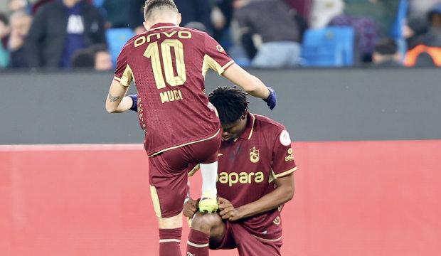 Fırtına ikinci yarıda a&ccedil;ıldı: Yıldızlarıyla farka koştu