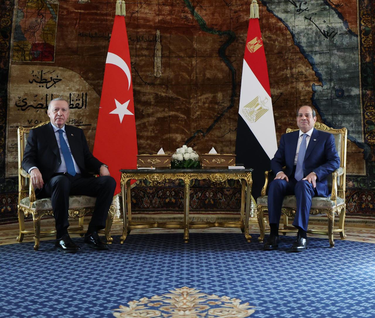 Cumhurbaşkanı Recep Tayyip Erdoğan ile Mısır Cumhurbaşkanı Abdulfettah es-Sisi.