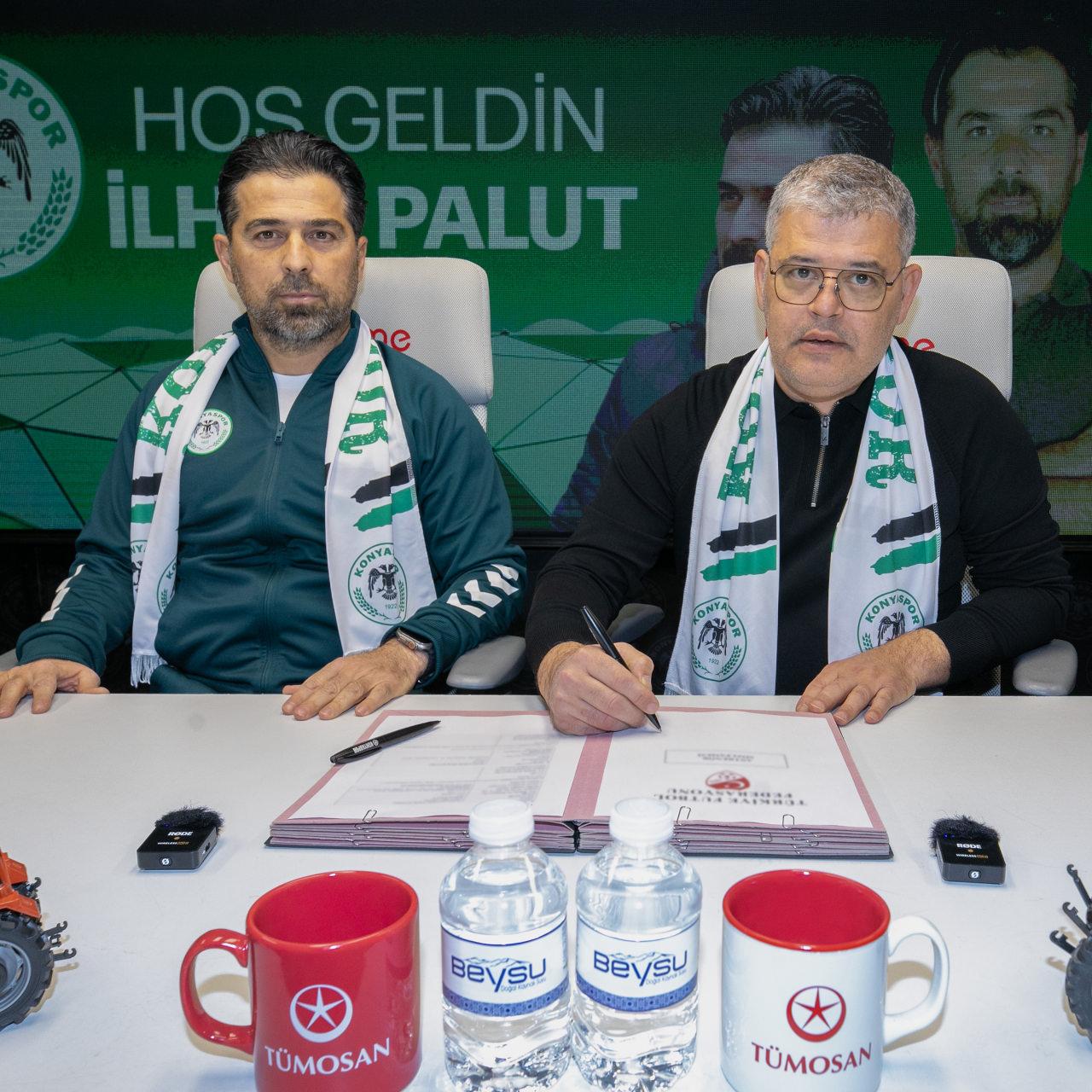 İlhan Palut, Konyaspor'a imza attı