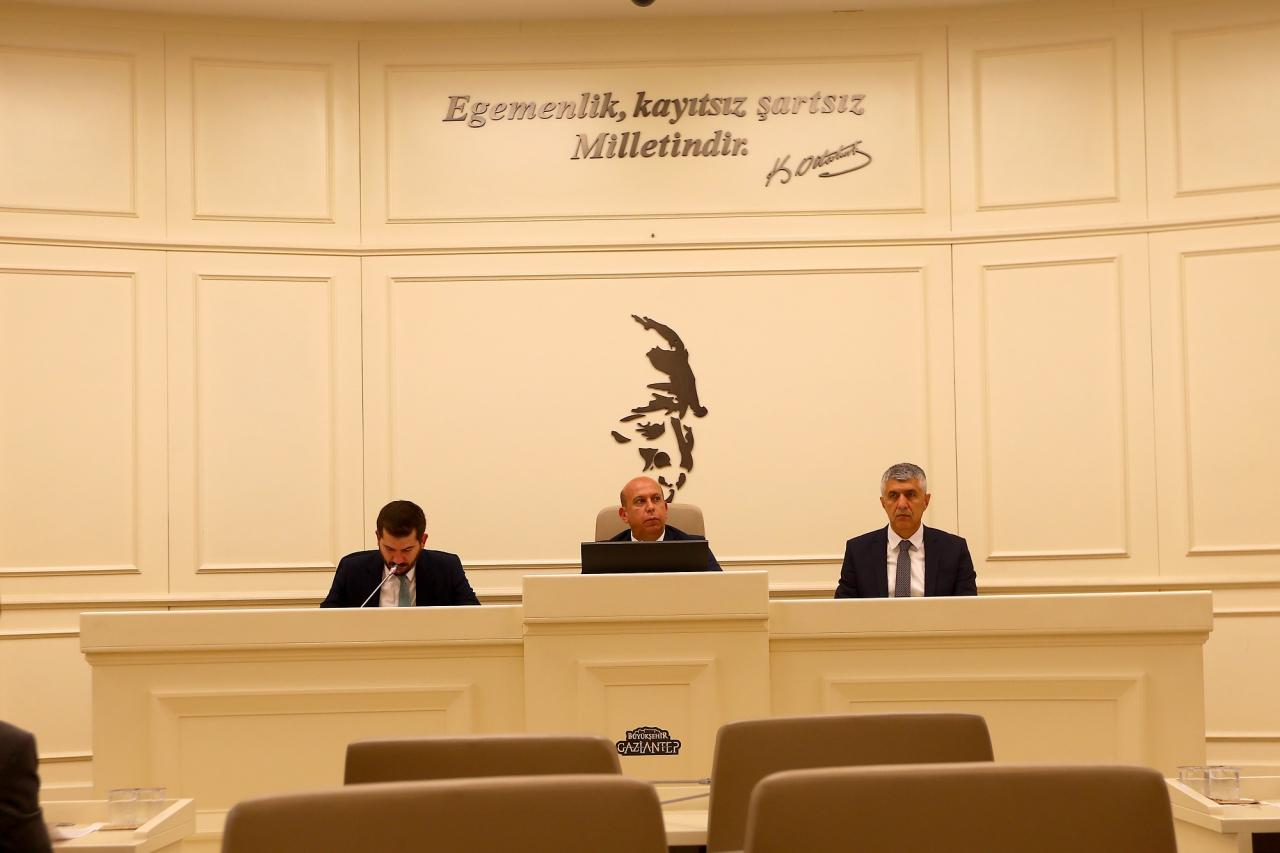 Toplantı, Büyükşehir Belediyesi Başkan Vekili Halil Uğur’un başkanlığında gerçekleştirildi.