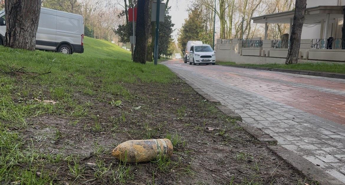 Patlamamış top mermi.