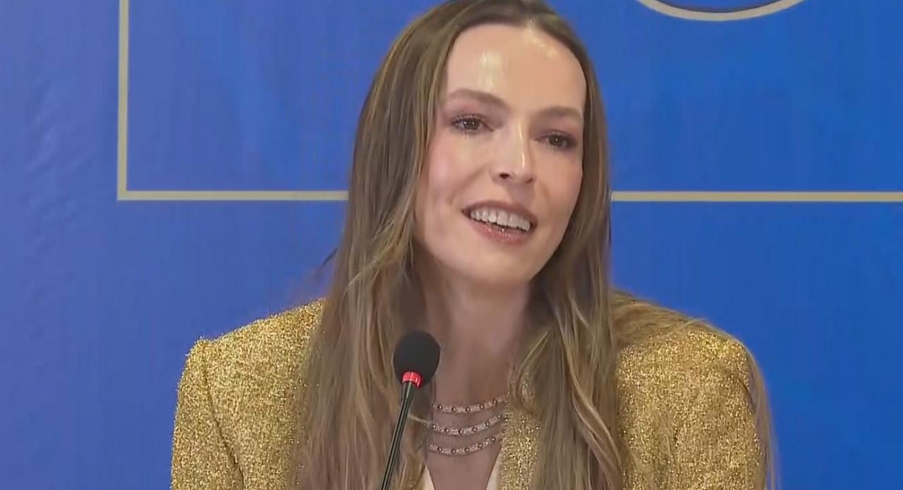 Eda Erdem son imzasını attı