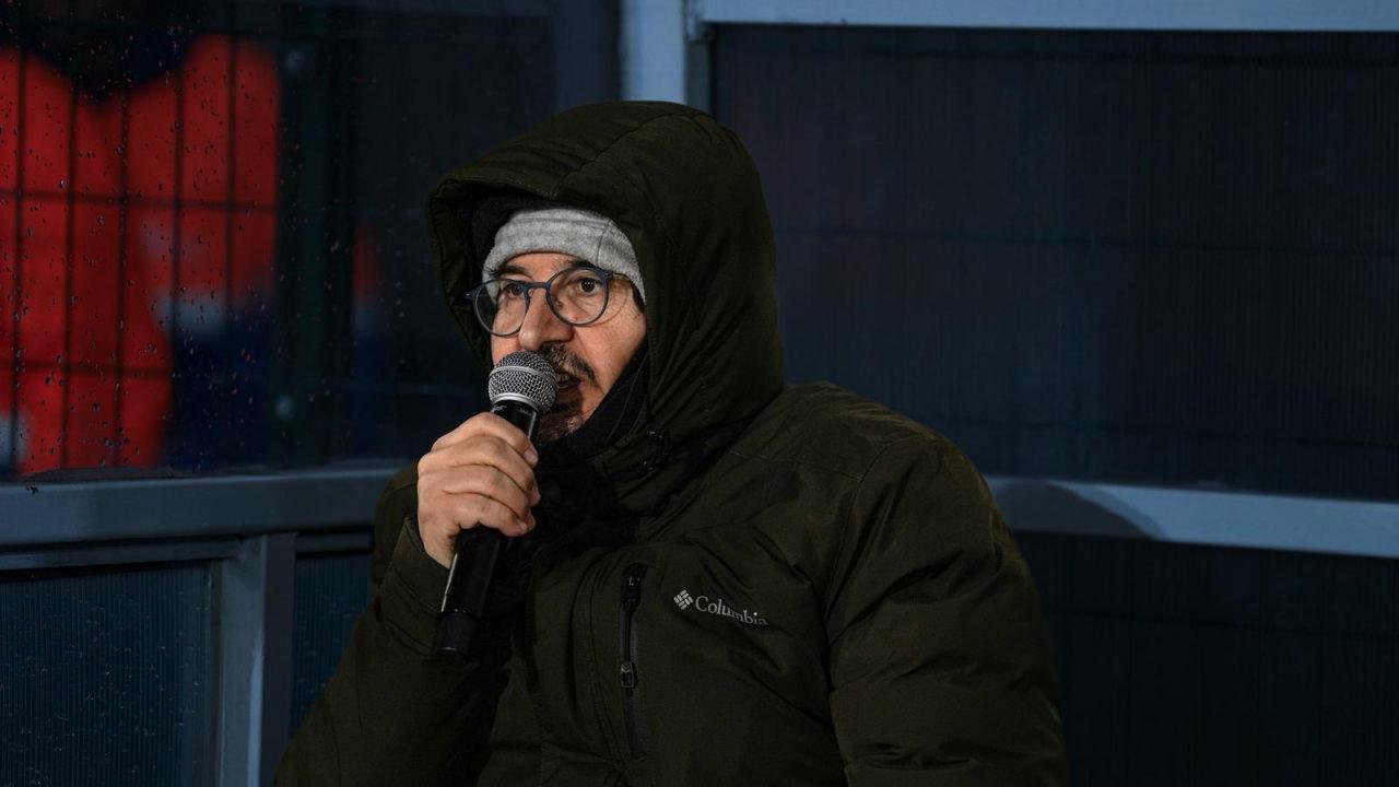 Futbol spikeri Emre Tilev