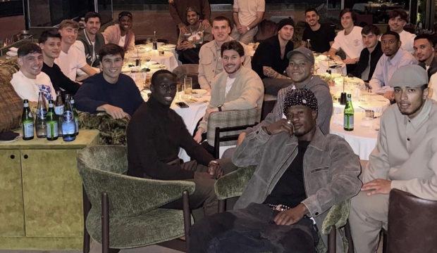 Arda G&uuml;ler'i bıktıran olay! Takım yemeğini bile terk etti