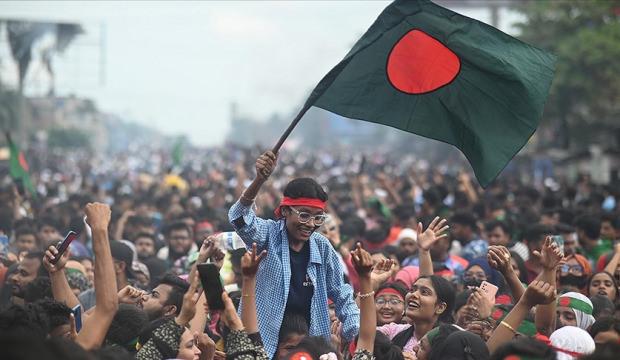 Bangladeş'te se&ccedil;im sonu&ccedil;ları belli oldu! Ayaklanmanın ardından yeni d&ouml;nem başlıyor