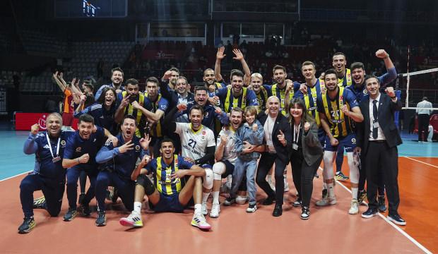 Fenerbah&ccedil;e derbide Galatasaray'a şans tanımadı!