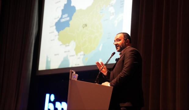 LİMA'dan insanlık ve vicdan ekseninde "Doğu T&uuml;rkistan" s&ouml;yleşisi