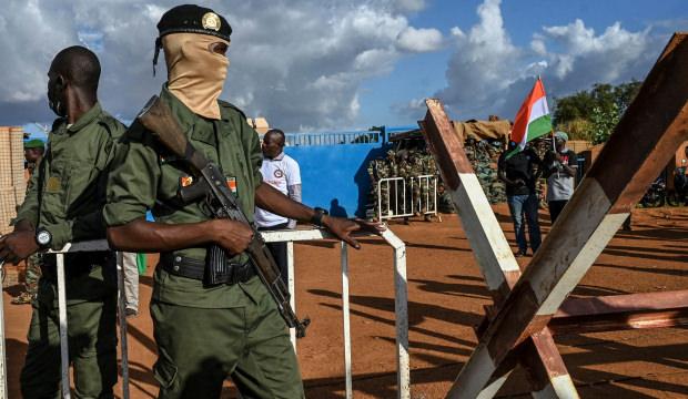 Nijer'den Paris'e sert mesaj! 'Fransa ile savaşa gireceğiz'