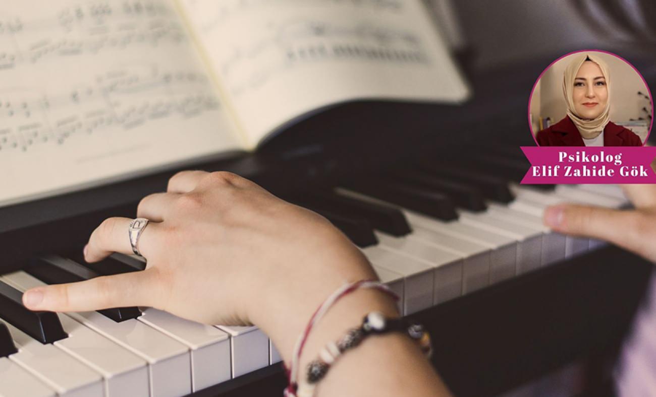 Psikolog Elif Zahide G&ouml;k a&ccedil;ıkladı: M&uuml;ziğin psikolojik etkileri nedir, telkin g&uuml;c&uuml; var mıdır?