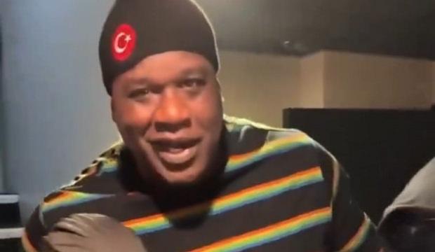 Shaquille O'Neal bir etkinlikte T&uuml;rk bayraklı şapkasıyla g&ouml;r&uuml;ld&uuml;