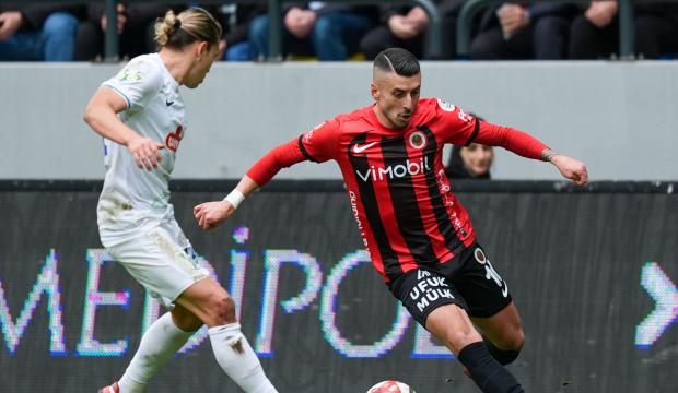 Başkent'te heyecan fırtınası! Gen&ccedil;lerbirliği 10 dakikada 3 puandan oldu