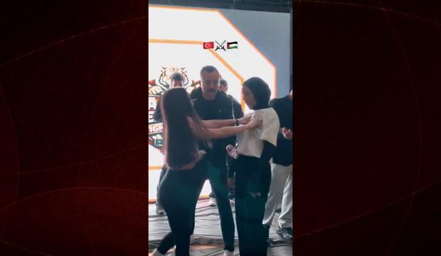 T&uuml;rk sporcunun rakibi olan Filistinli sporcuya yaptığı yakışıksız hareket tepki &ccedil;ekti