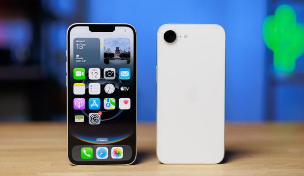 Uygun fiyatlı Iphone geliyor! B&uuml;t&ccedil;esini d&uuml;ş&uuml;nenlerin ilgisini &ccedil;ekecek