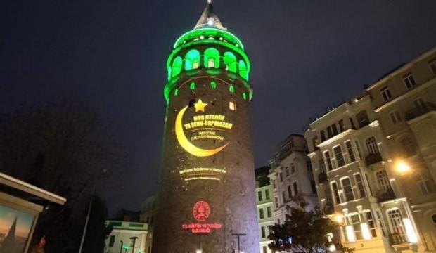 Galata Kulesi'nde Ramazan ışığı