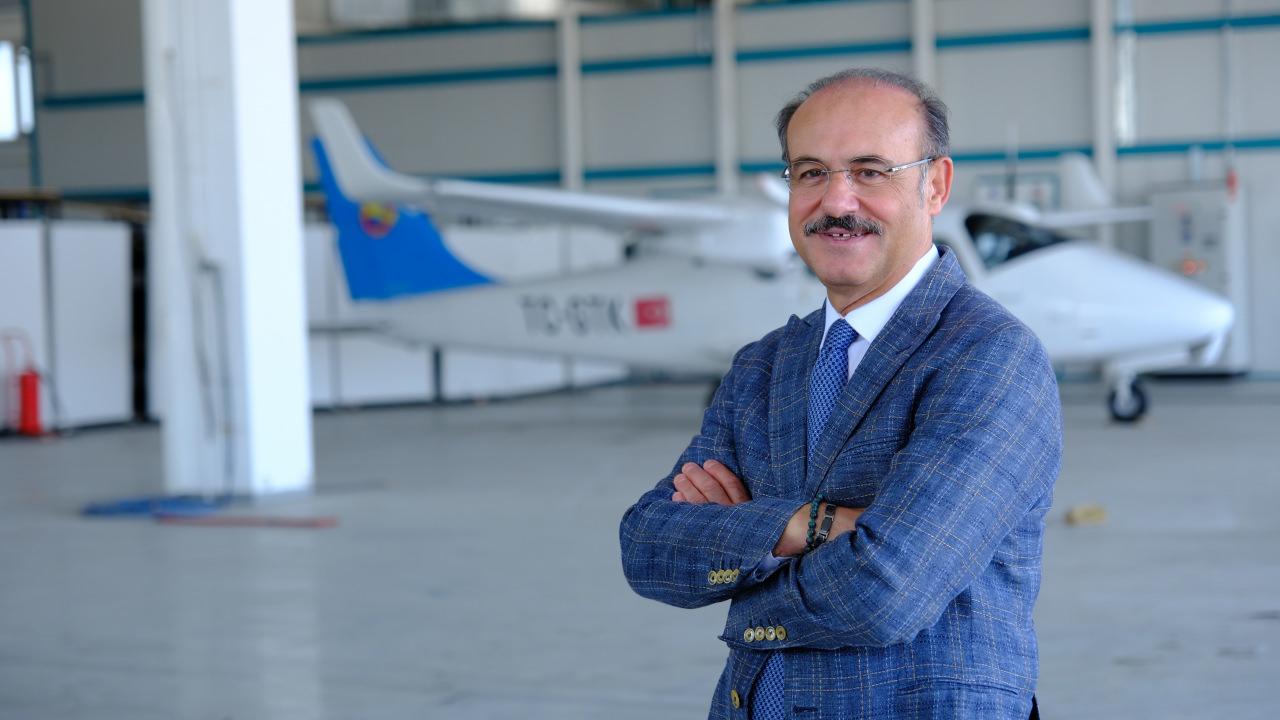 Türk Hava Kurumu (THK) Kayyum Heyeti Başkanı Vali Kemal Yurtnaç