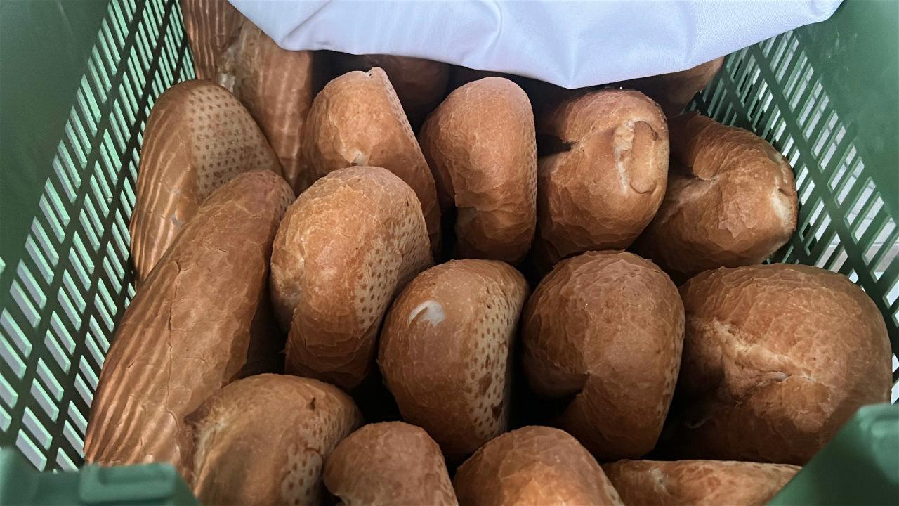 Ramazan ayı boyunca her gün 6 bin ekmek dağıtılacak.