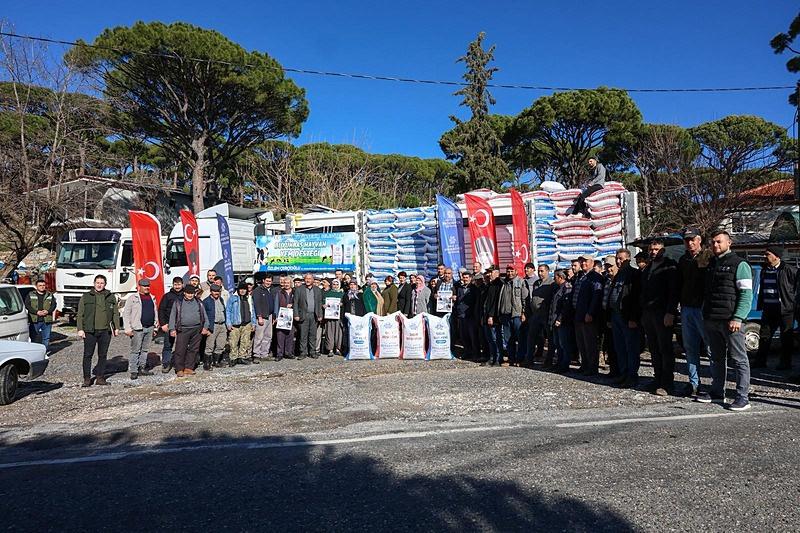 Aydın Büyükşehir Belediye Başkanı Özlem Çerçioğlu yem desteğinin devam edeceğini duyurdu.