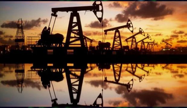 Brent petrol&uuml;n varili 71,22 dolardan işlem g&ouml;r&uuml;yor