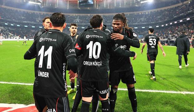 Derbiyi ka&ccedil;ıracak: Beşiktaş'ın yıldız ismi sakatlandı