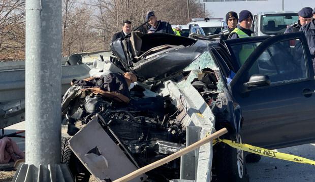 Karaman'daki feci kaza 2 kişi hayatını kaybetti