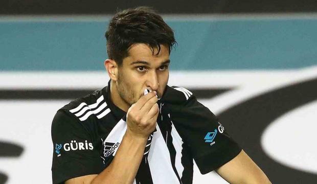 Necip Uysal'ın mutlu g&uuml;n&uuml;! İkinci kez baba oldu