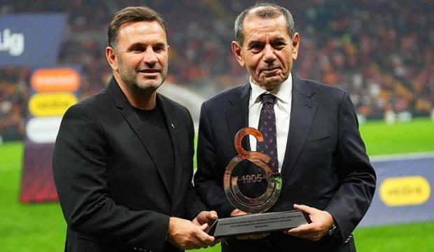 Okan Buruk i&ccedil;in kritik s&uuml;re&ccedil;! Dursun &Ouml;zbek'in yeni s&ouml;zleşme a&ccedil;ıklaması g&uuml;ndem oldu