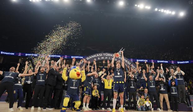 T&uuml;rkiye Kupası Fenerbah&ccedil;e'nin! Derbide Beşiktaş'ı yıktı