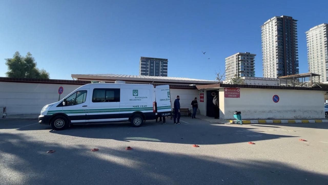 İki kardeşin cansız bedeni morga kaldırıldı.