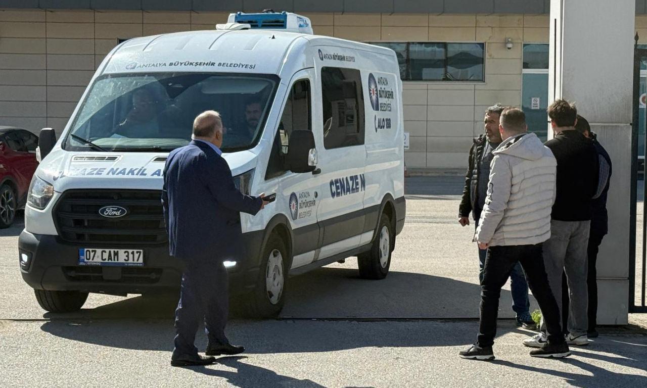 Olay yerine çok sayıda ekip sevk edildi. 