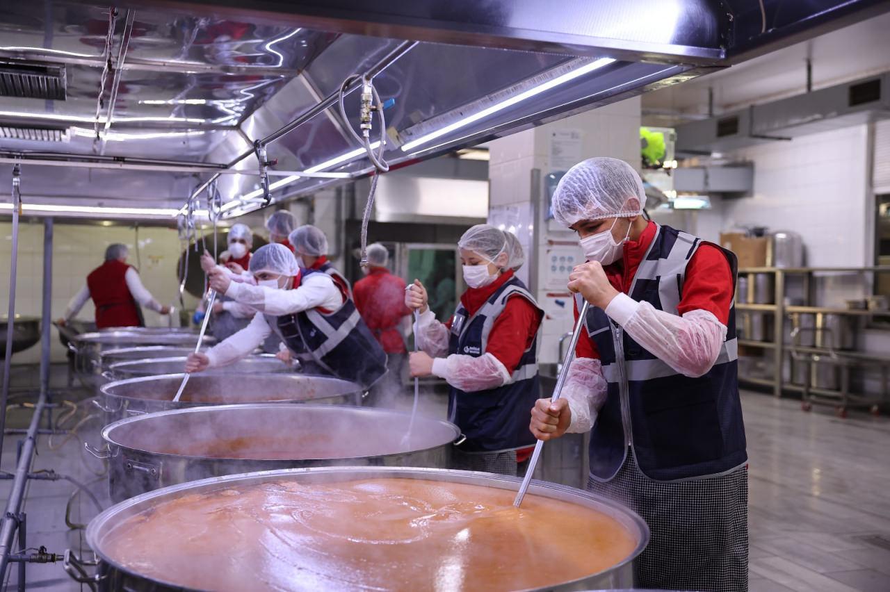 Belediye, ihtiyaç sahipleri için çalışmalarını sürdürüyor. 