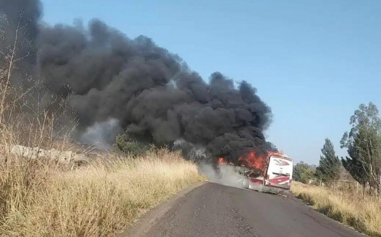 Meksika'da uyuşturucu karteli El Mancho'nun öldürülmesinin ardından şiddet olayları devam ediyor.