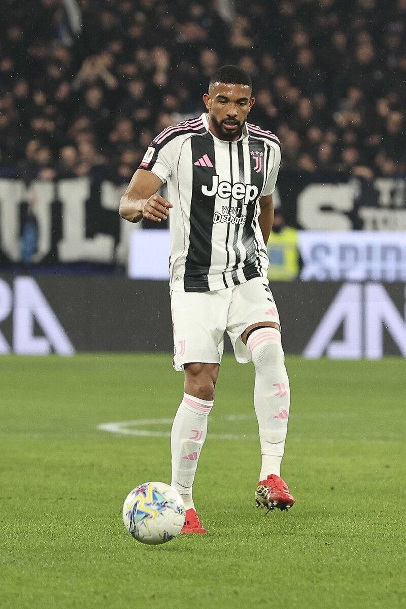 Gleison Bremer'in Galatasaray maçında oynaması beklenmiyor.