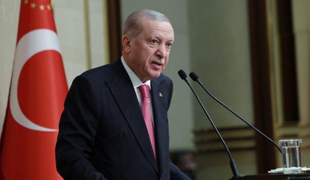 Cumhurbaşkanı Erdoğan'dan A Milli Erkek Basketbol Takımı'na tebrik telefonu