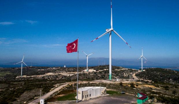 Enerjide T&uuml;rk r&uuml;zgarı! T&uuml;rkiye, Avrupa'da ikinci &uuml;lke oldu