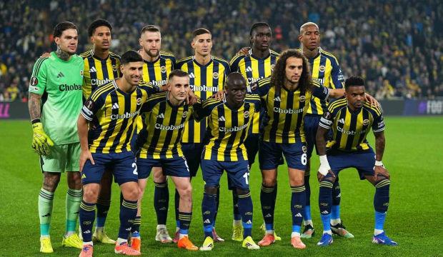 Fenerbah&ccedil;e'nin, Nottingham Forest ma&ccedil;ı kamp kadrosu belli oldu