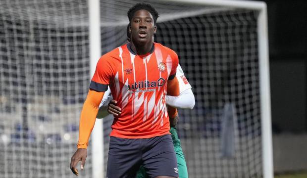 İngiltere 3. Lig&rsquo;de &ccedil;ılgın atan forvet G&ouml;ztepe&rsquo;ye transfer olabilir