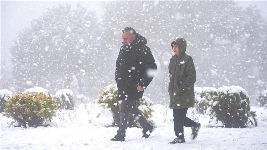 İstanbul'da perşembe günü karla karışık yağmur yağışı bekleniyor.