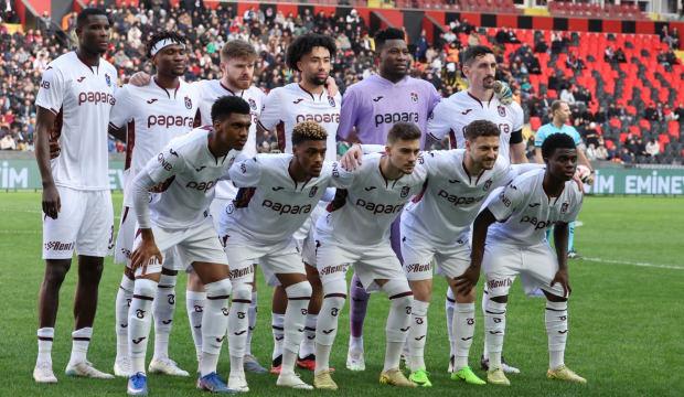 Sakatlığı Fatih Tekke'yi yıkmıştı! Trabzonspor'dan resmi a&ccedil;ıklama